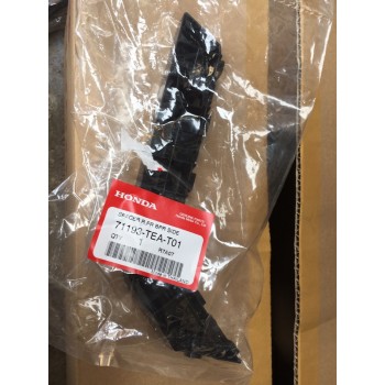 Phe cài ba đờ trước Civic